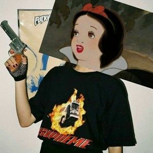 Meet your Posher, Bron